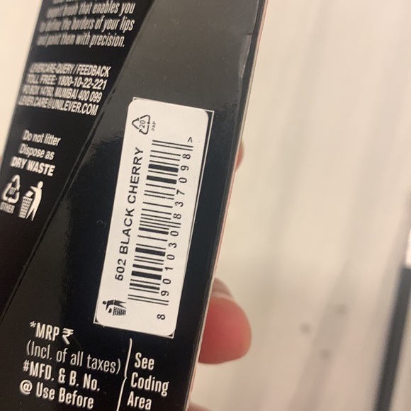 Lakmé absolute black cherry precision lip paint. Superior definition. Matte. - Picture 4 of 4